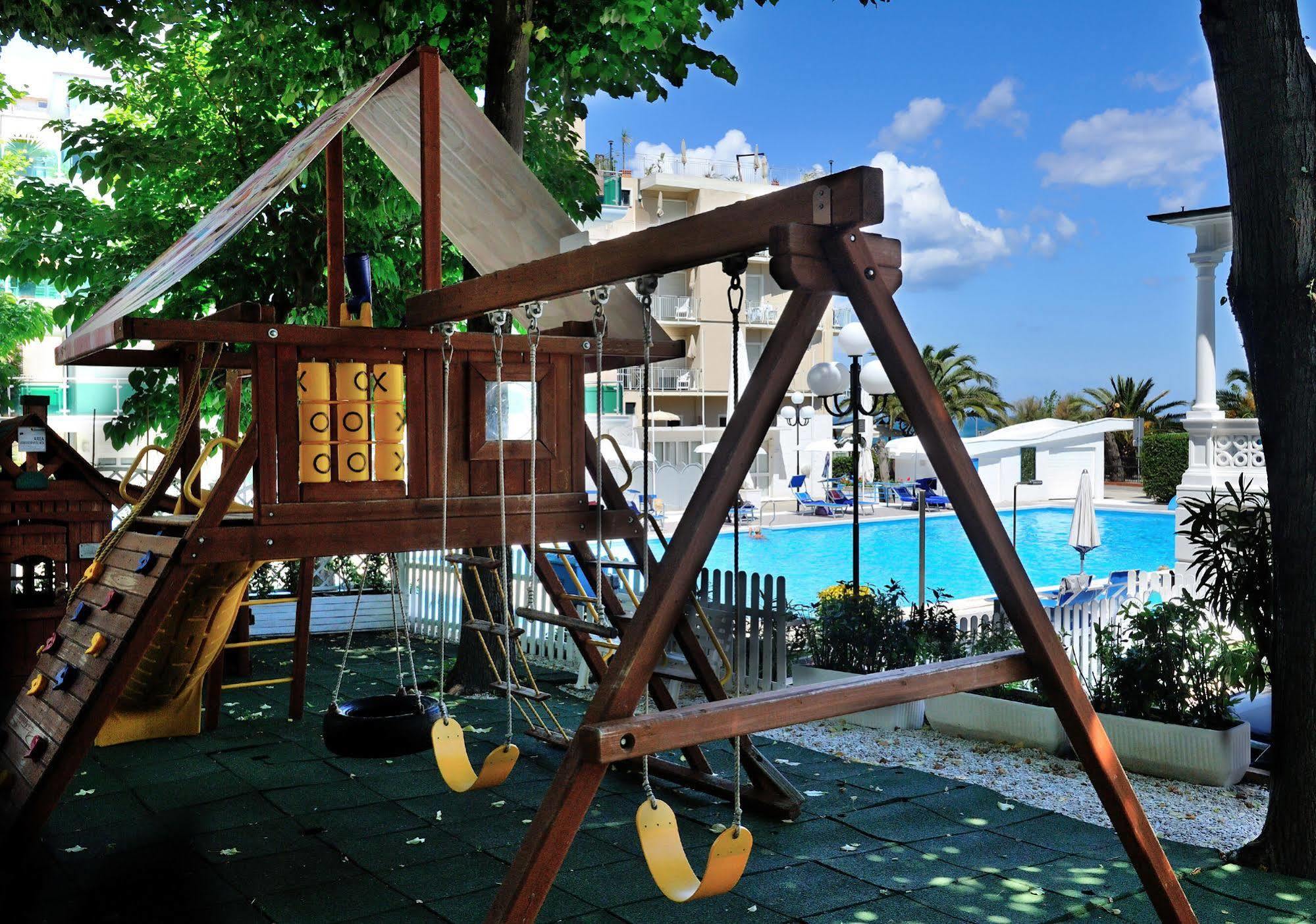 גביצ'ה מארה Hotel Venus מראה חיצוני תמונה