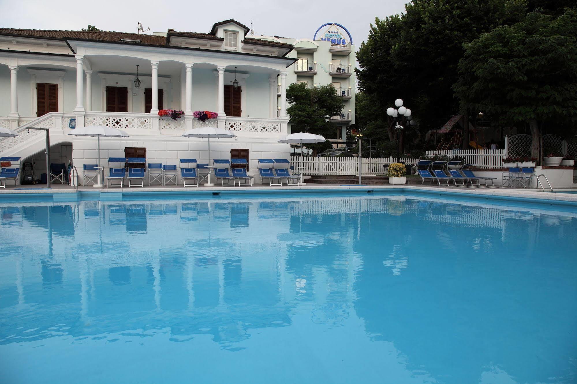 גביצ'ה מארה Hotel Venus מראה חיצוני תמונה