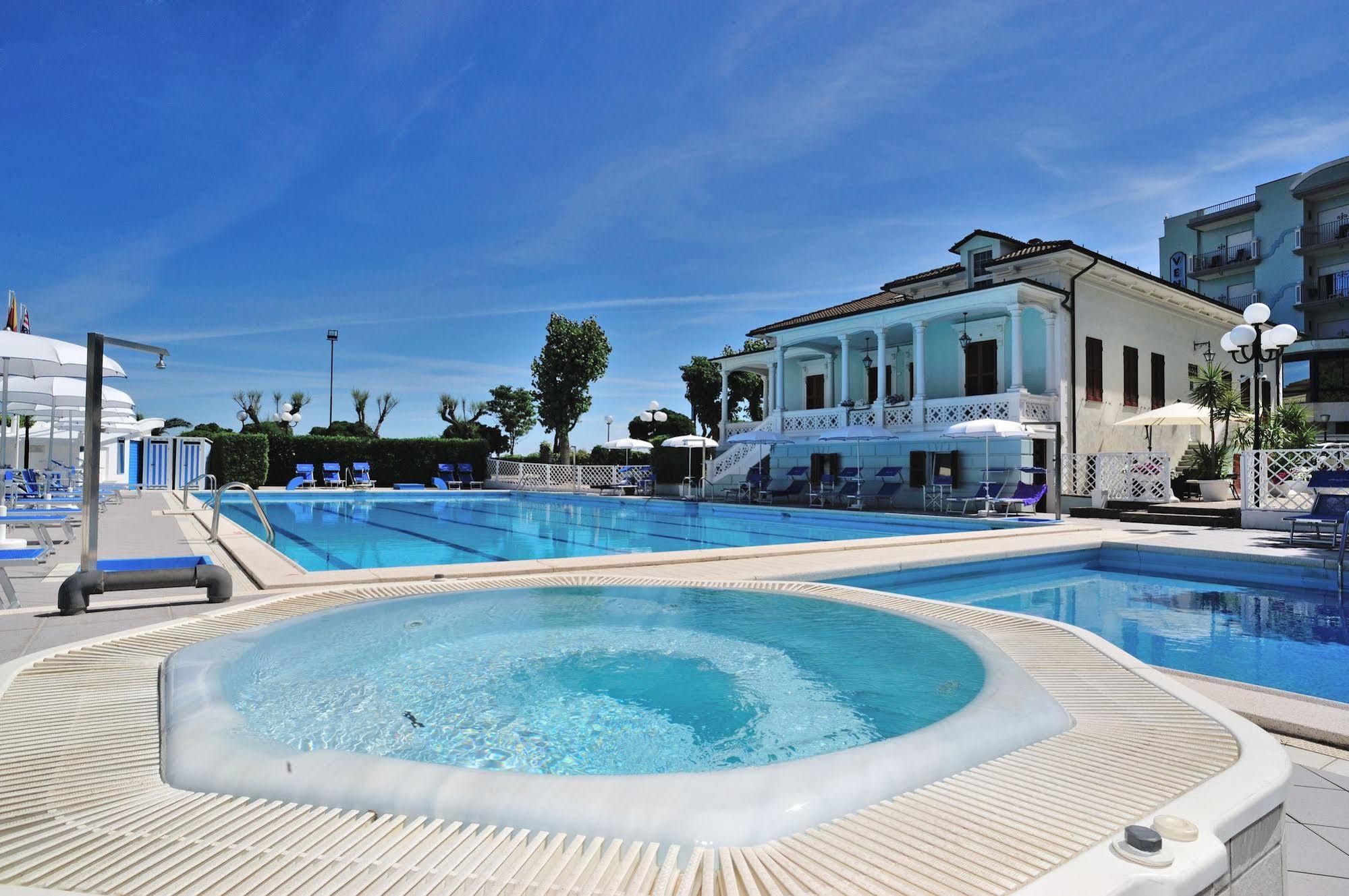 גביצ'ה מארה Hotel Venus מראה חיצוני תמונה