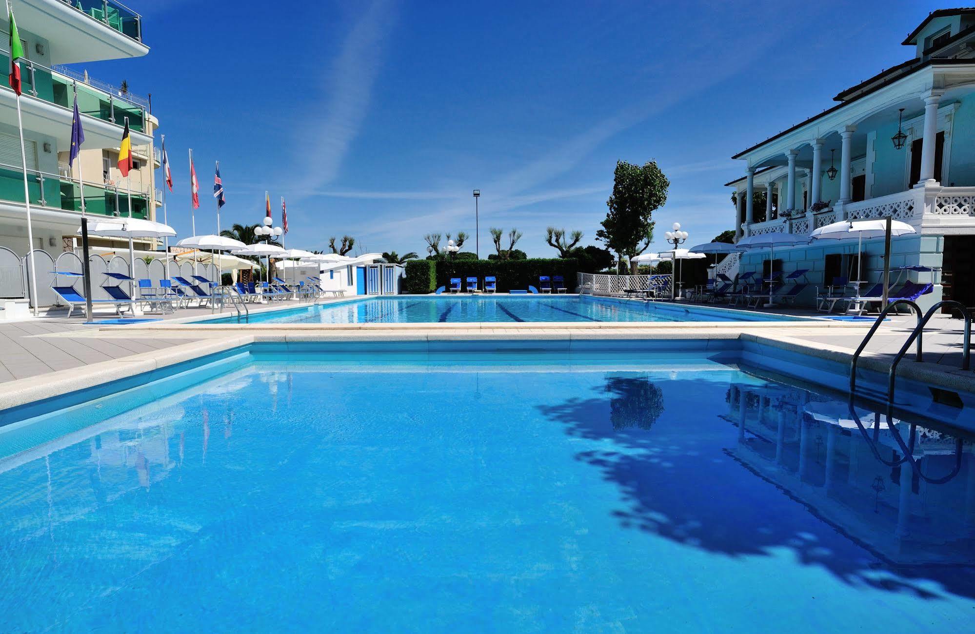 גביצ'ה מארה Hotel Venus מראה חיצוני תמונה